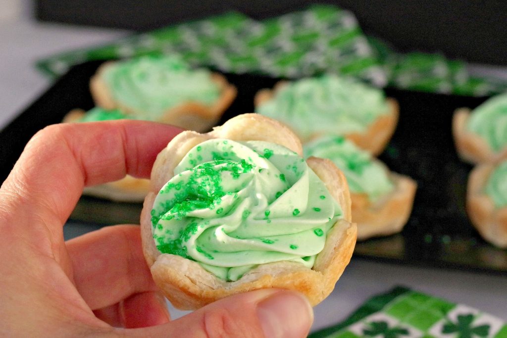 Shamrock Tarts -St. Patrick's Day Green Dessert
